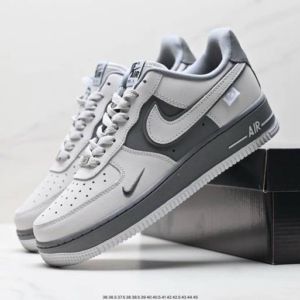 Nike Air Force 1 Low sneakers in a white and grey colorway